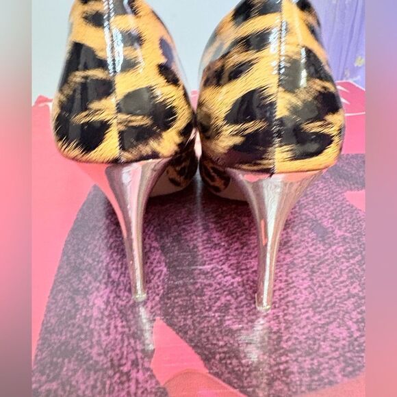New Leopard & Gold Patent Leather Heels Size 41 (9-9.5) - Picture 2 of 9